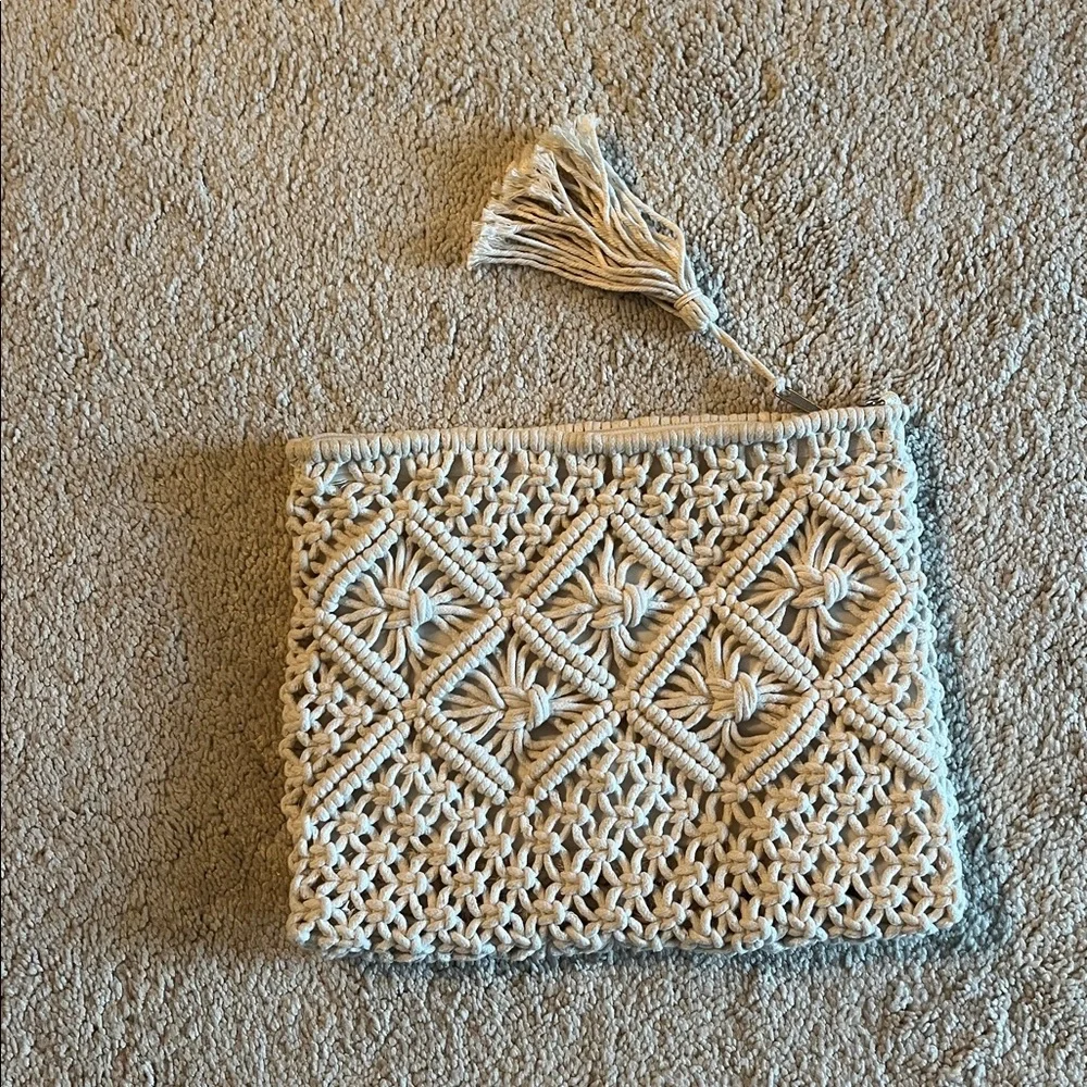 Purses - Picture 2 of 5